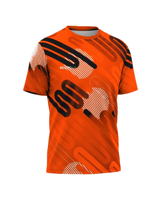 Playera deportiva sublimada cuello redondo, hecha con tela de botellas recicladas